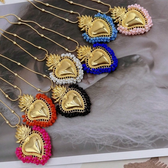 Boho Gold Plated Beaded Heart Necklace - Picture 2 of 2